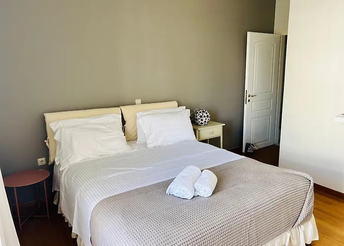 Kaliroon Seaside Апартаменты Каламата